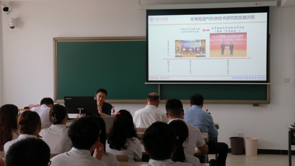 a176c04f105e45ee9e9fd229633480ae.jpg 9.JPG