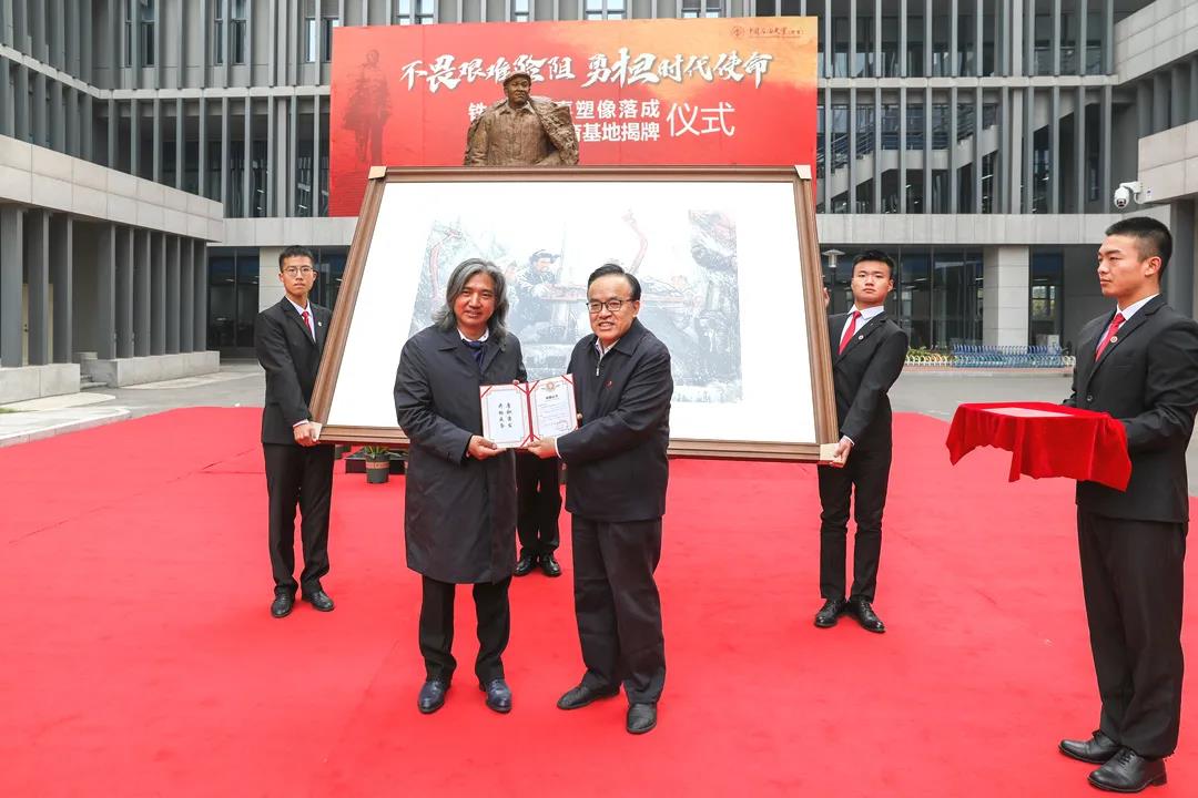 1de42e325b404825a463519bb603a992.jpg 1de42e325b404825a463519bb603a992.jpg