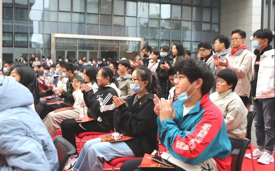 24cbc7648ccc42da92ccaa360b52a95f.jpg 24cbc7648ccc42da92ccaa360b52a95f.jpg