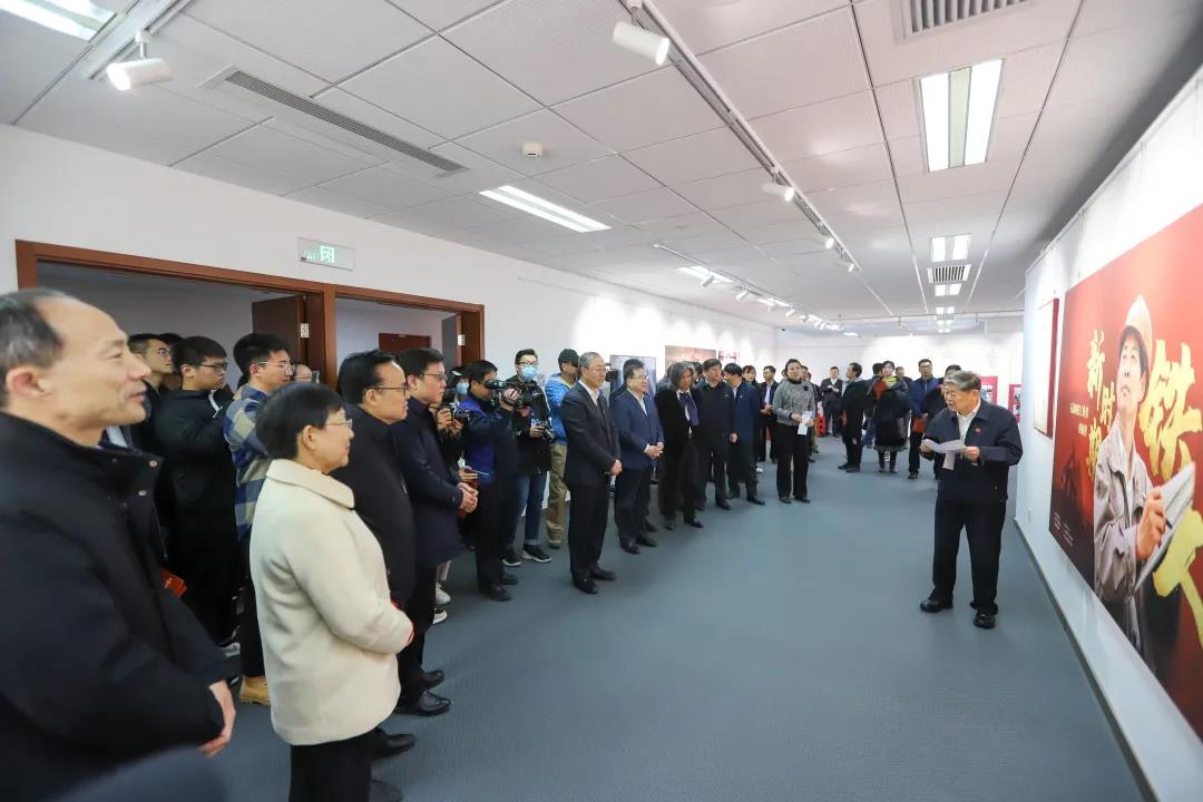 4ff4b7c074ea4294b3c54c16d046d493.jpg 4ff4b7c074ea4294b3c54c16d046d493.jpg