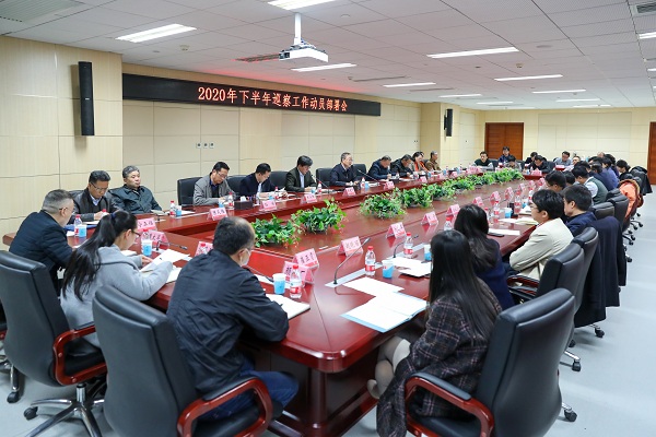 d04b2bd58862461a9456175aac6a3403.jpg y.jpg