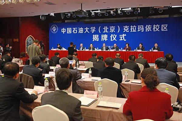 d8dc2ec02d1145478f00871eea2f73d8.jpg d8dc2ec02d1145478f00871eea2f73d8.jpg