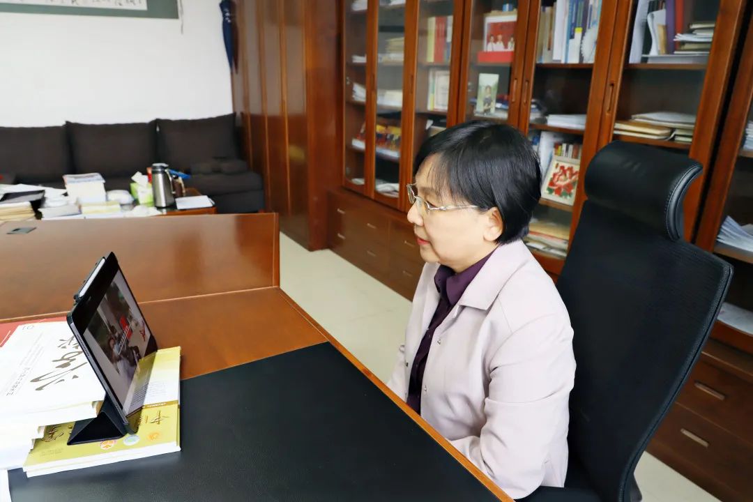 25f3f66d3c1b4a91ad19b6b242804e84.jpg 25f3f66d3c1b4a91ad19b6b242804e84.jpg