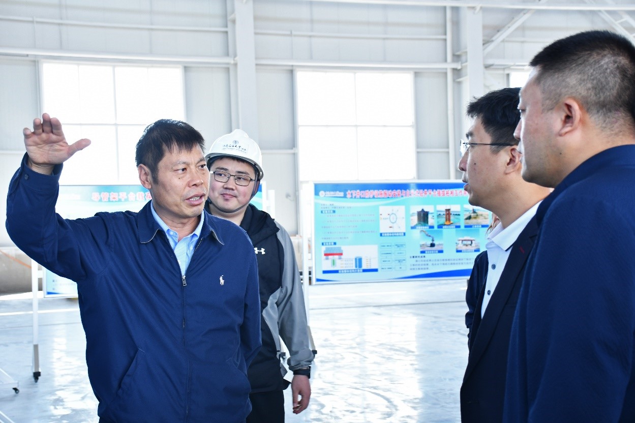 0e8080d59d6b4c33b5bd473593bef76d.jpg 0e8080d59d6b4c33b5bd473593bef76d.jpg