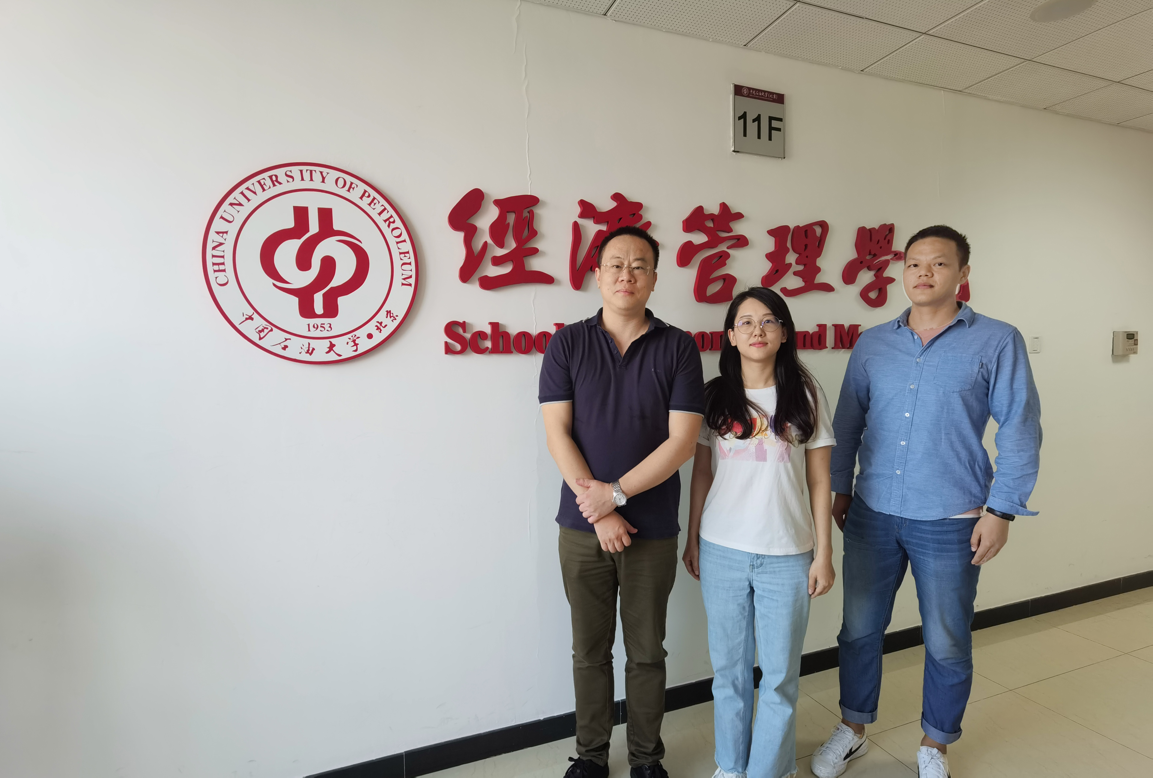 d9087d074c134a9d87e09557bde27c27.jpg d9087d074c134a9d87e09557bde27c27.jpg